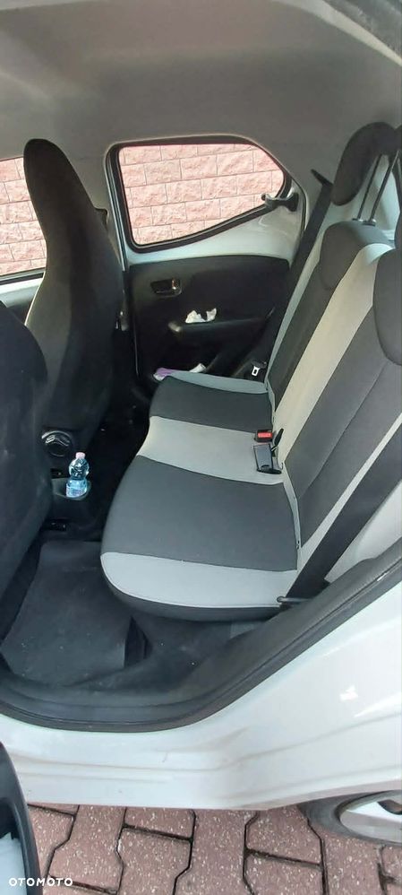 Toyota Aygo - 8