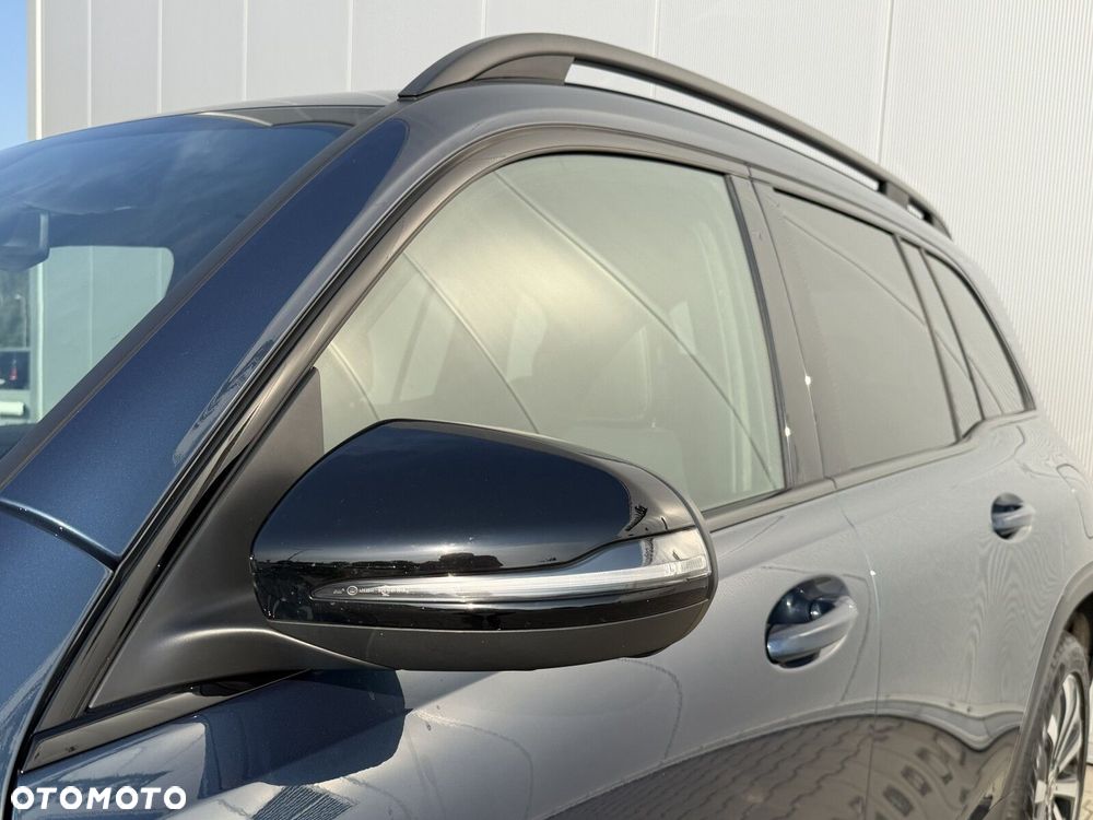 Mercedes-Benz GLB 200 d Progressive 8G-DCT - 12
