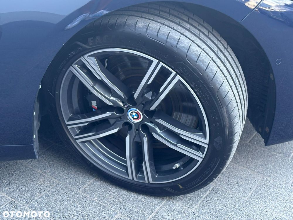 BMW Seria 8 - 4
