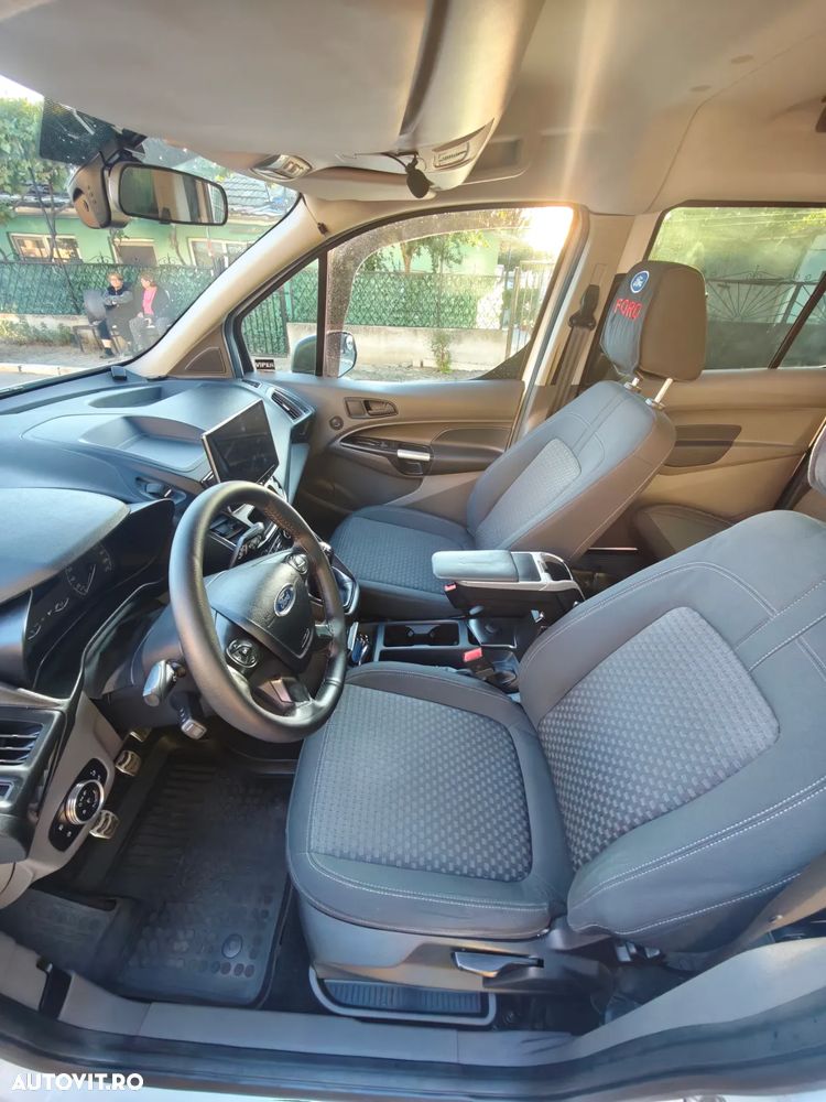 Ford Transit connect - 17
