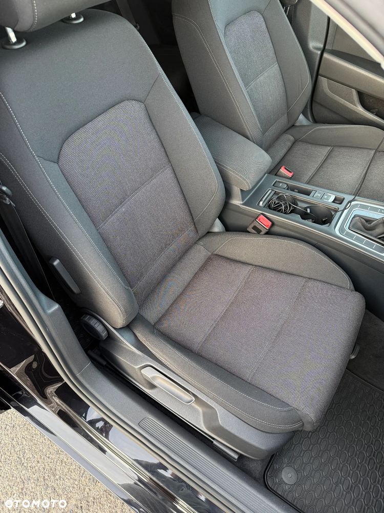 Volkswagen Passat 2.0 TDI BMT Comfortline DSG - 11