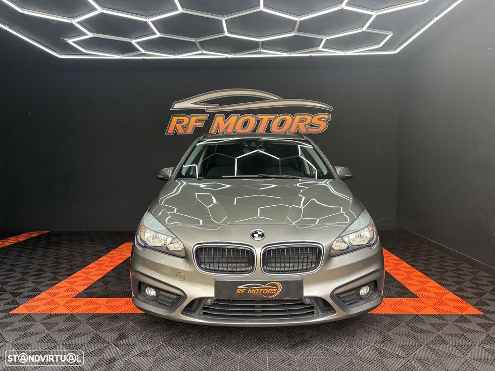 BMW 218 Active Tourer d Line Sport - 2