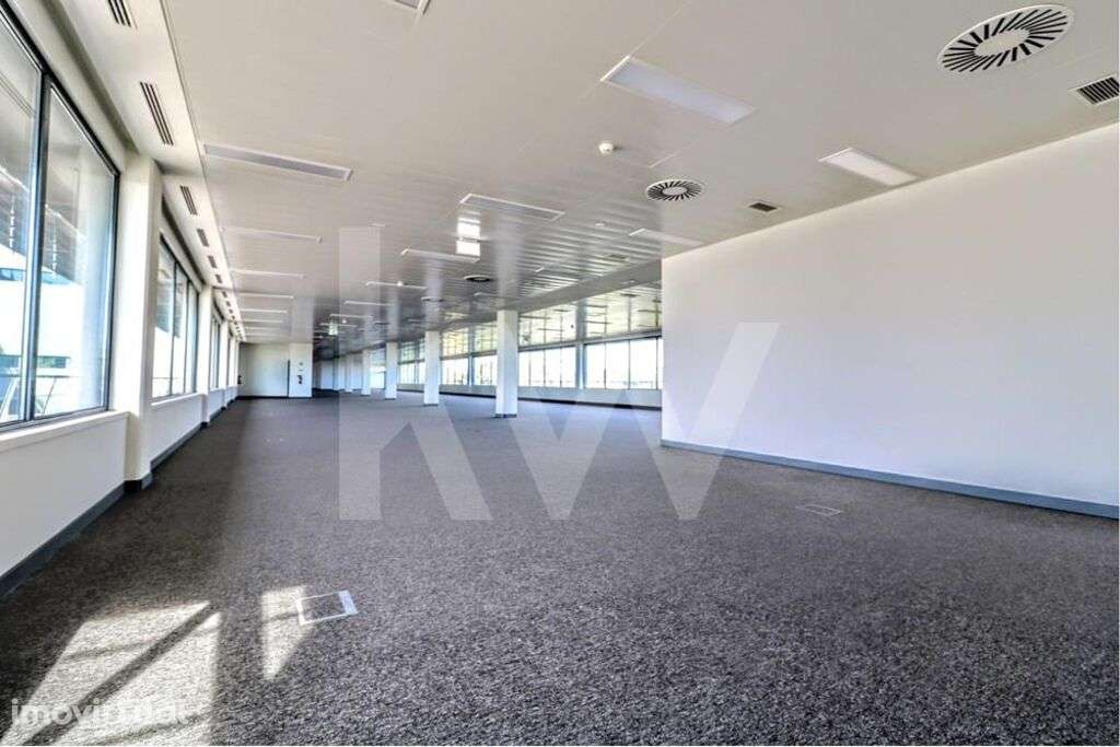Escritório Inovação com 430 m2 no TAGUSPARK - Grande imagem: 4/14