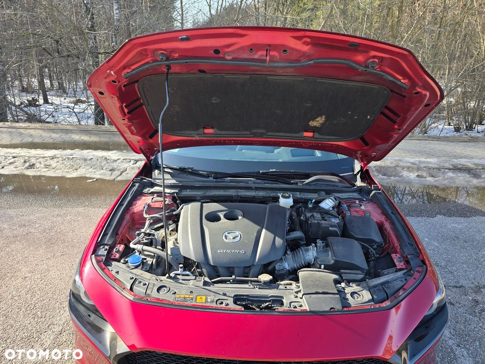 Mazda 3 2.0 mHEV Hikari - 9