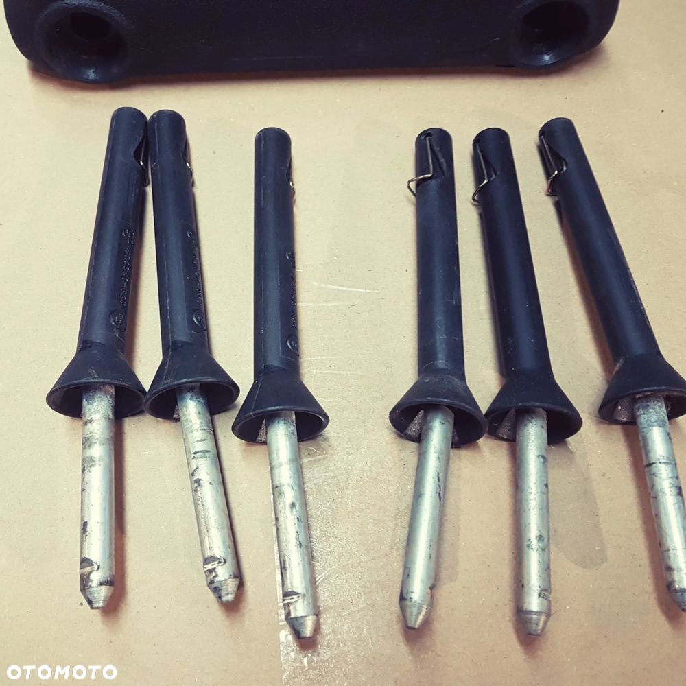 zagłówek zagłowek regulacja oś regulacji wysokości przód przednie fiat 126p 126 p maluch - 3