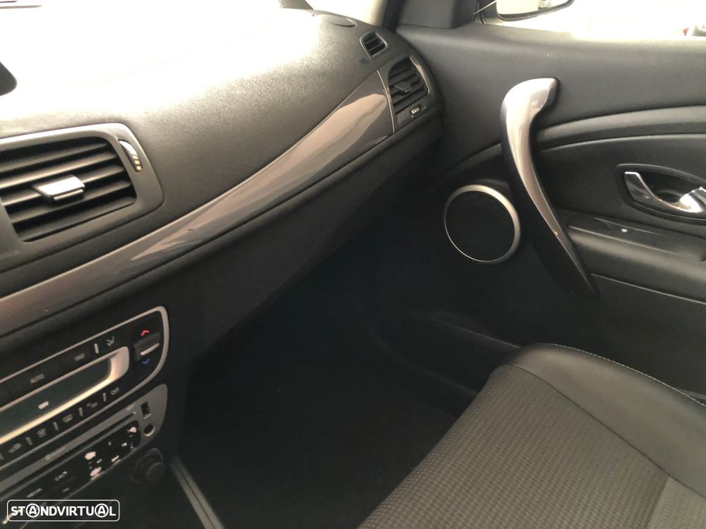 Renault Mégane Sport Tourer 1.5 dCi Dynamique S SS - 21