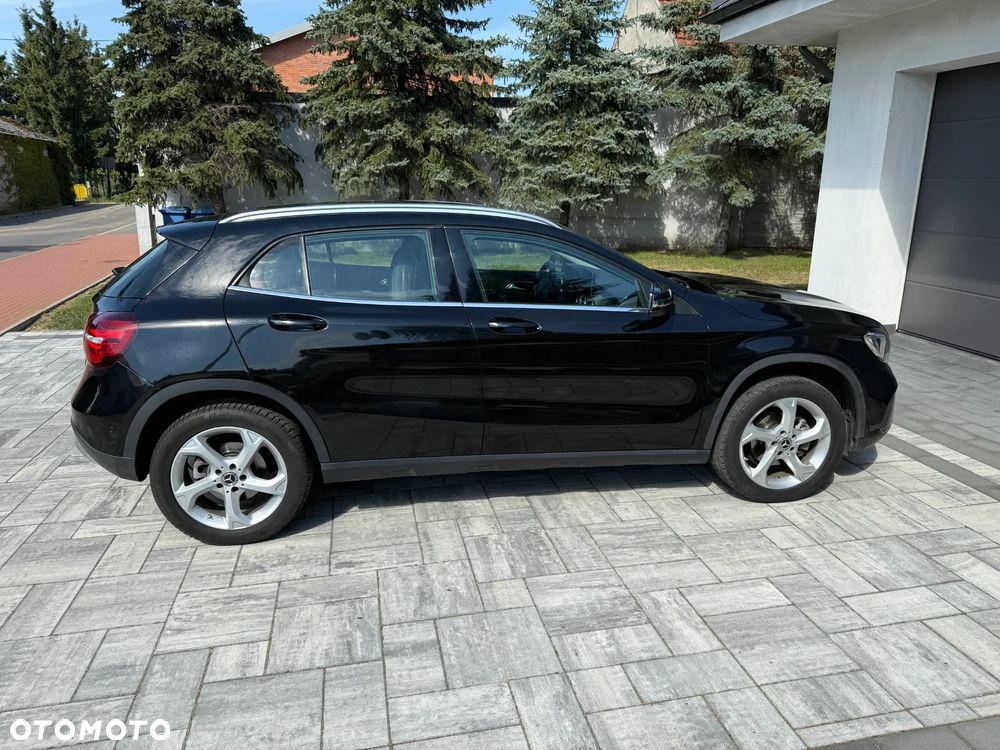 Mercedes-Benz GLA 180 (CDI) d 7G-DCT AMG Line - 11
