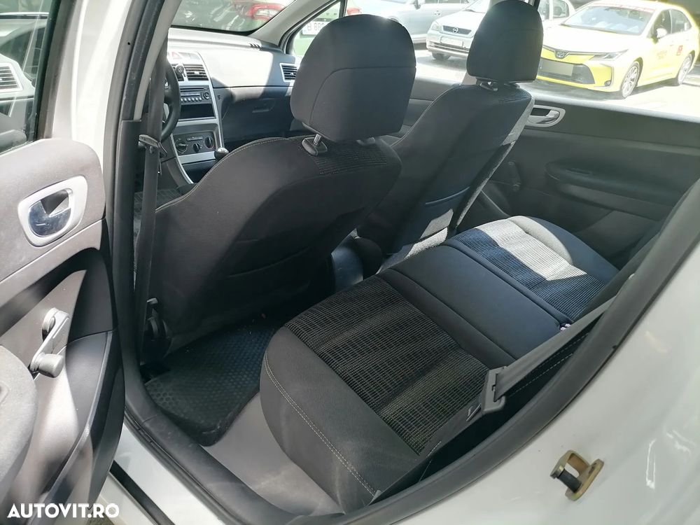 Peugeot 307 - 6
