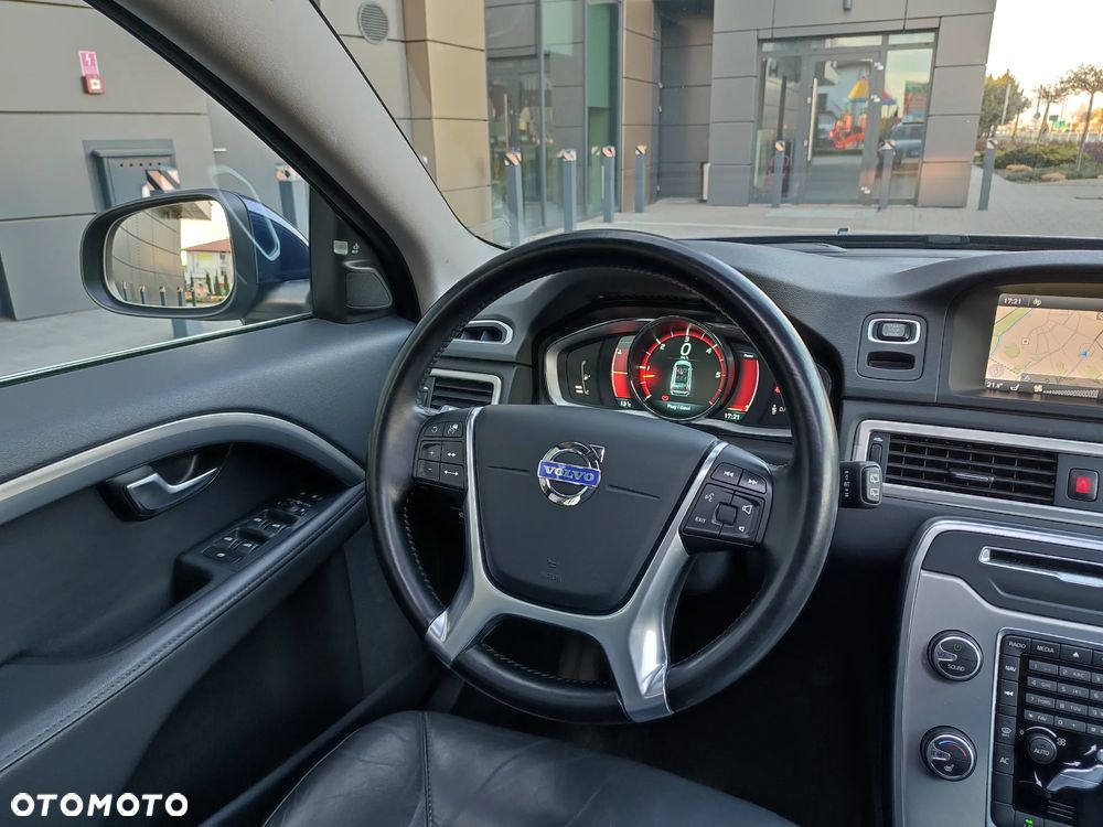 Volvo V70 D5 Geartronic Edition - 20
