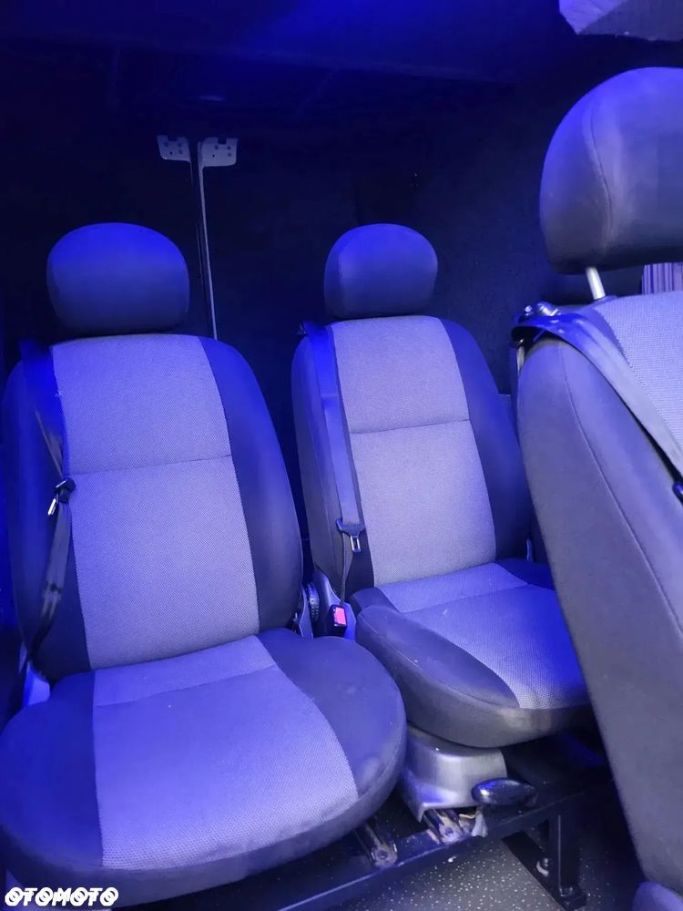 Mercedes-Benz Sprinter - 18