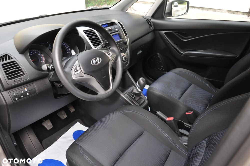 Hyundai ix20 1.4 Classic + - 17