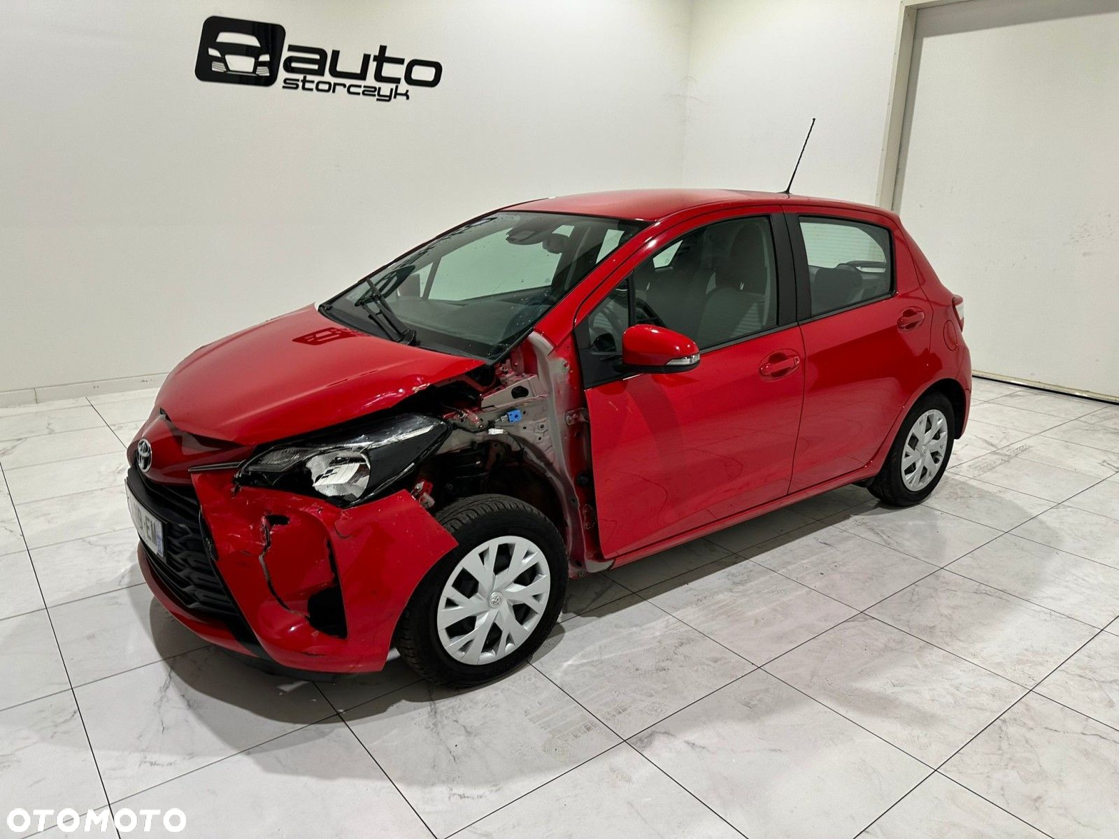 Toyota Yaris - 12