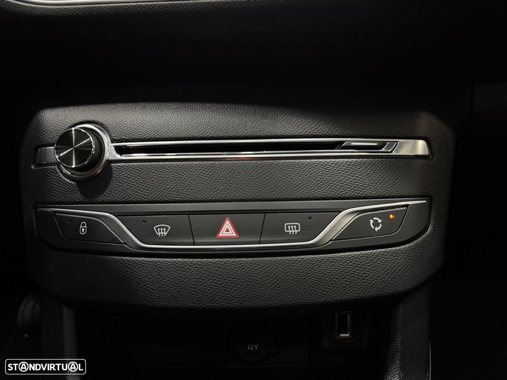 Peugeot 308 SW 1.5 BlueHDi Allure EAT8 - 15