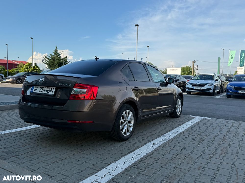 Skoda Octavia 1.5 TSI DSG Mild Hybrid Style - 9