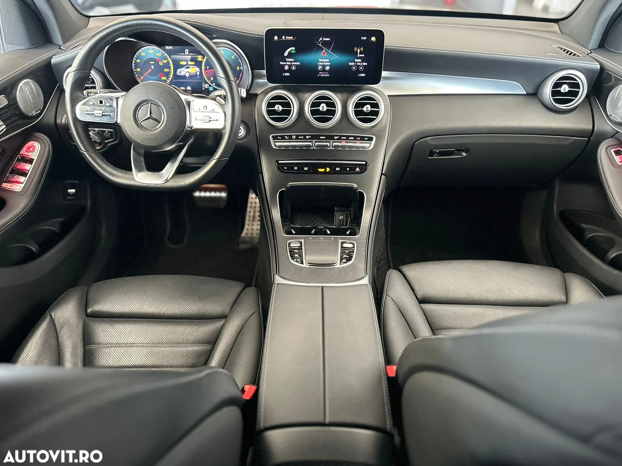 Mercedes-Benz GLC Coupe 220 d 4Matic 9G-TRONIC AMG Line - 17