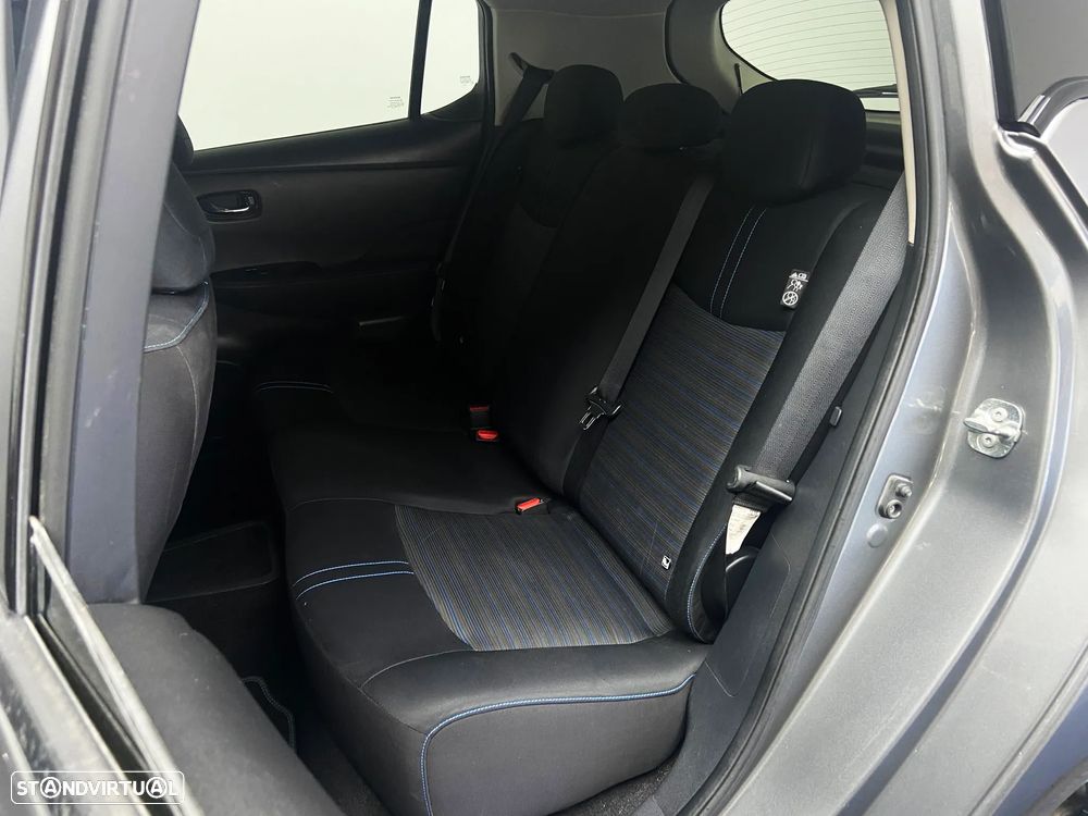 Nissan Leaf N-Connecta - 9