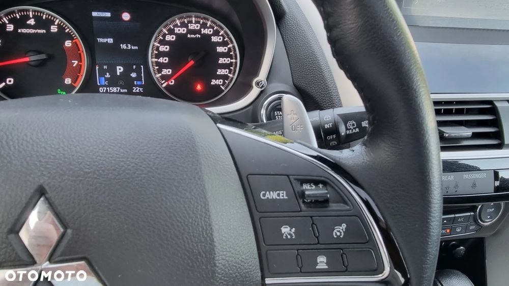 Mitsubishi Eclipse Cross 1.5 T-MIVEC ClearTec CVT 4WD Diamant Edition Plus - 24