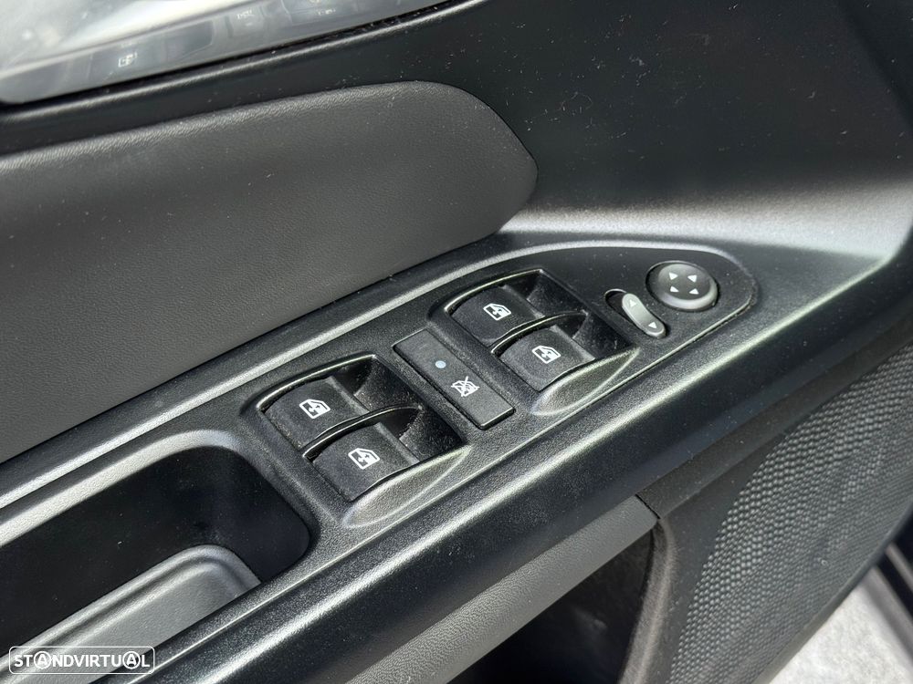 Fiat Tipo Station Wagon 1.3 M-Jet Lounge Tech - 20