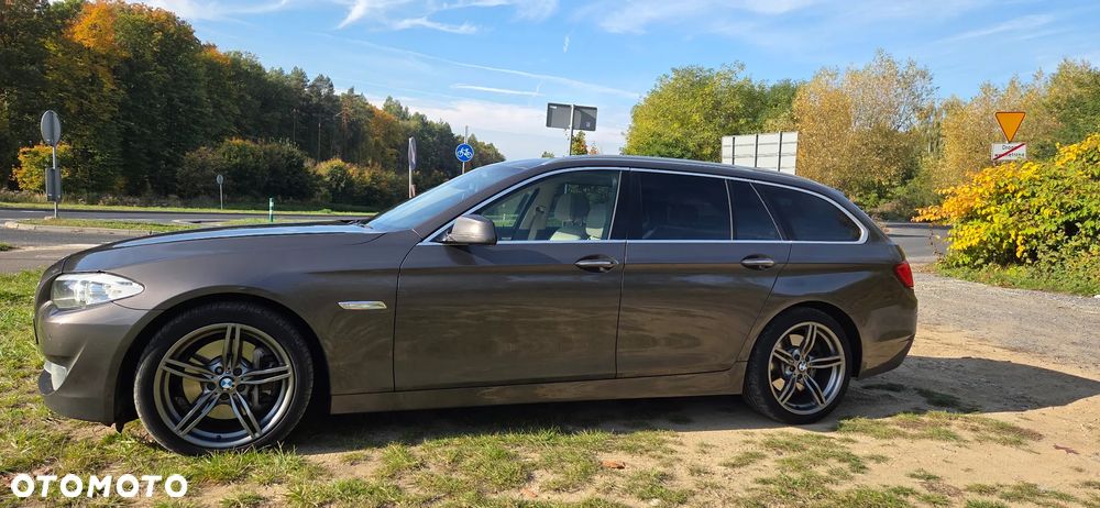 BMW 530Xd 2012 photo 3
