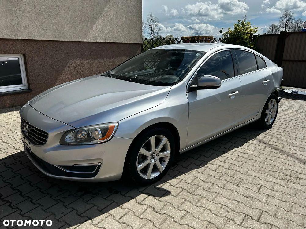 Volvo S60 T5 Drive-E Momentum - 4