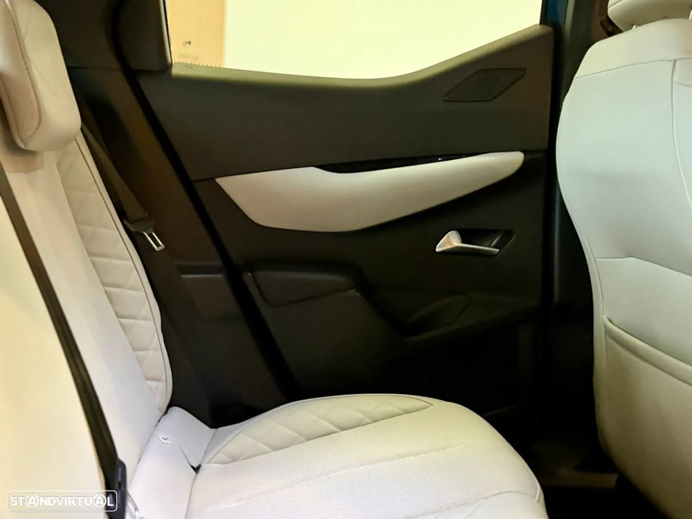 DS DS3 E-TENSE OPERA - 28