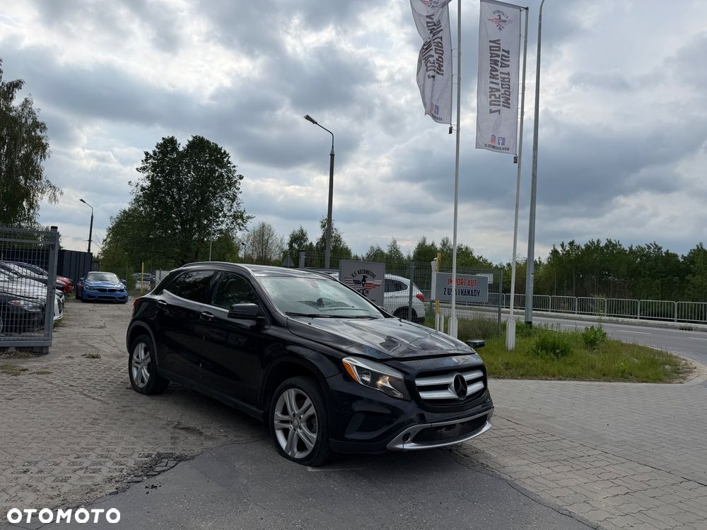 Mercedes-Benz GLA - 1