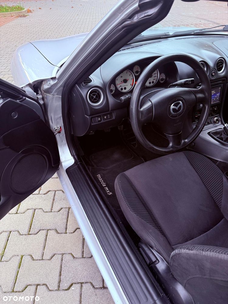 Mazda MX-5 1.6 16V - 10