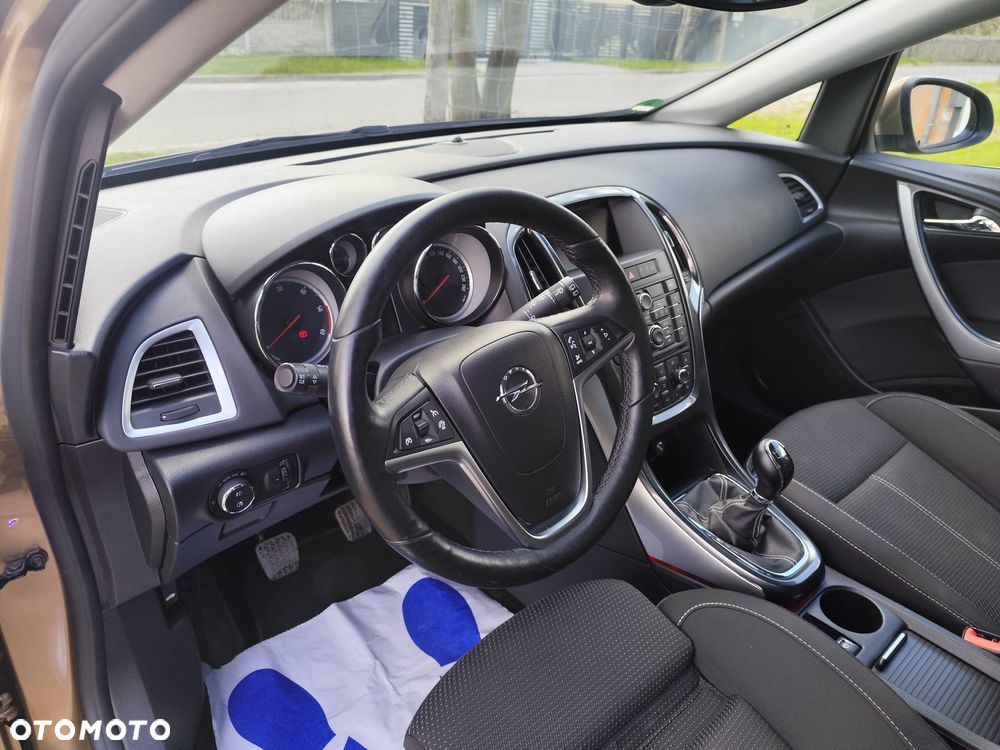 Opel Astra 2.0 CDTI DPF SportsTourer Style - 5