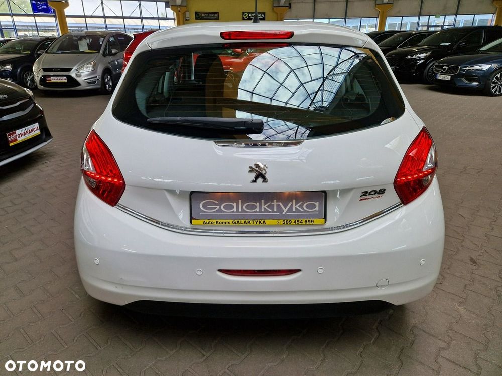 Peugeot 208 - 7