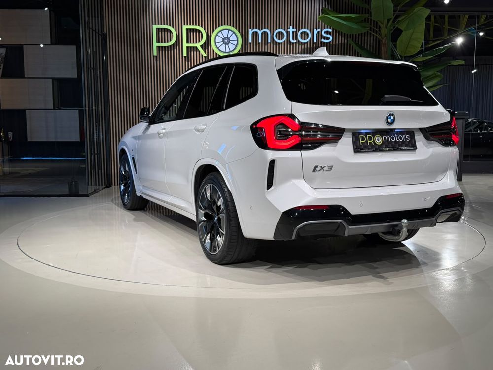 BMW iX3 Standard - 12