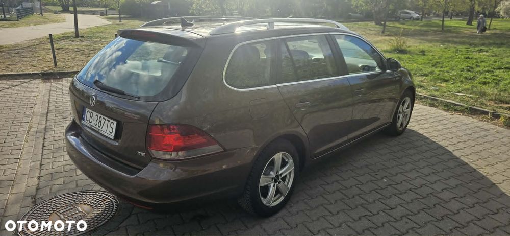 Volkswagen Golf 1.4 TSI BlueMotion Technology DSG Highline - 3