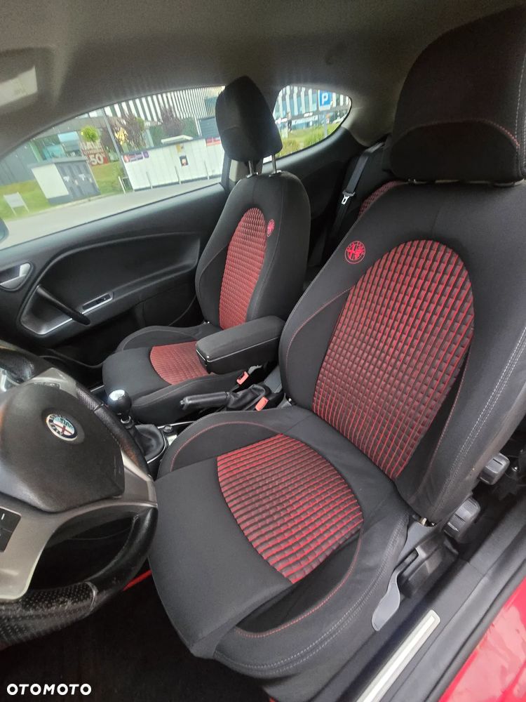 Alfa Romeo Mito - 11