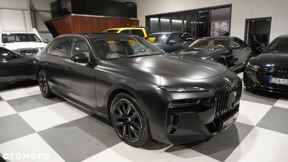 BMW Seria 7 740d xDrive - 16