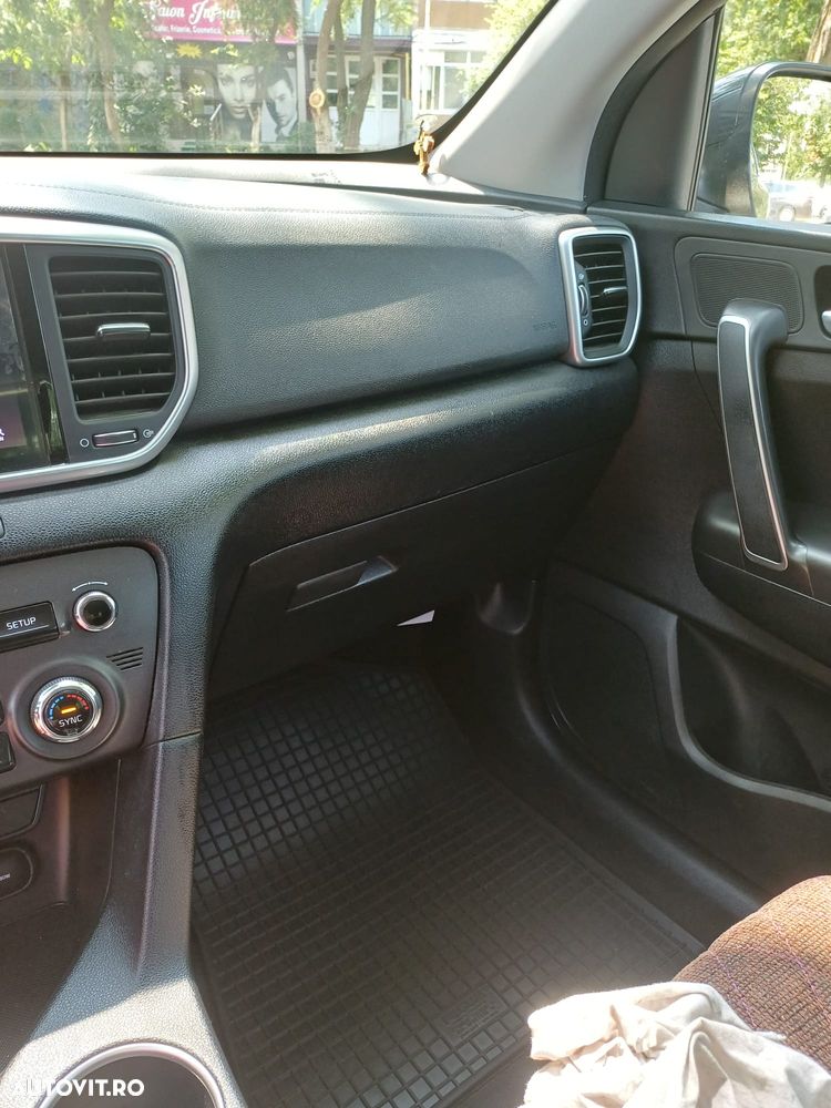 Kia Sportage 1.6 DSL 7DCT HP 4x2 Style - 8