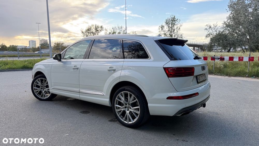 Audi Q7 - 6
