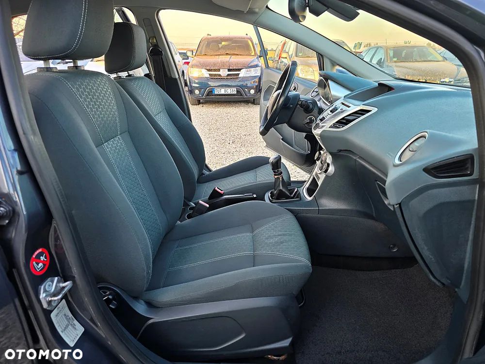 Ford Fiesta 1.4 Titanium - 20