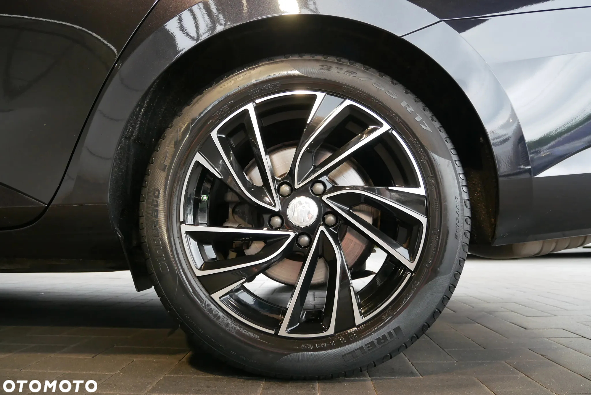 Skoda Superb 2.0 TDI DSG Style - 37