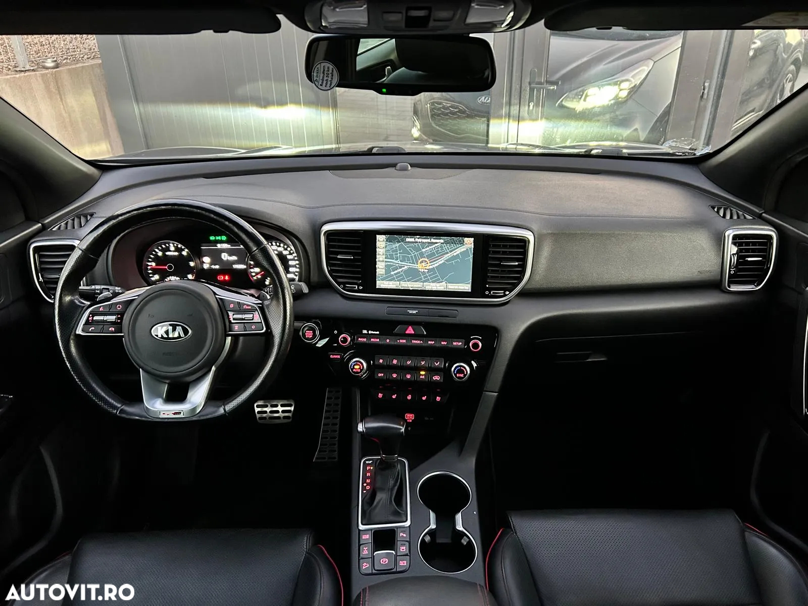 Kia Sportage 2,0 CRDI AWD Aut. GT Line - 4