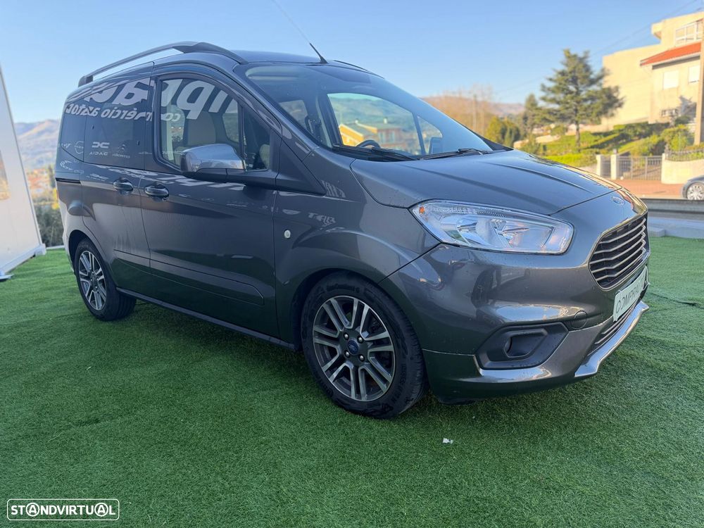 Ford Tourneo Courier 1.5 TDCi Titanium - 4