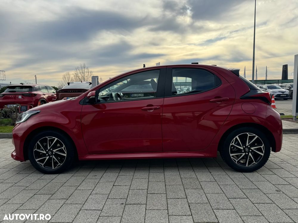 Toyota Yaris 1.5 VVT-i HSD Exclusive Style - 4