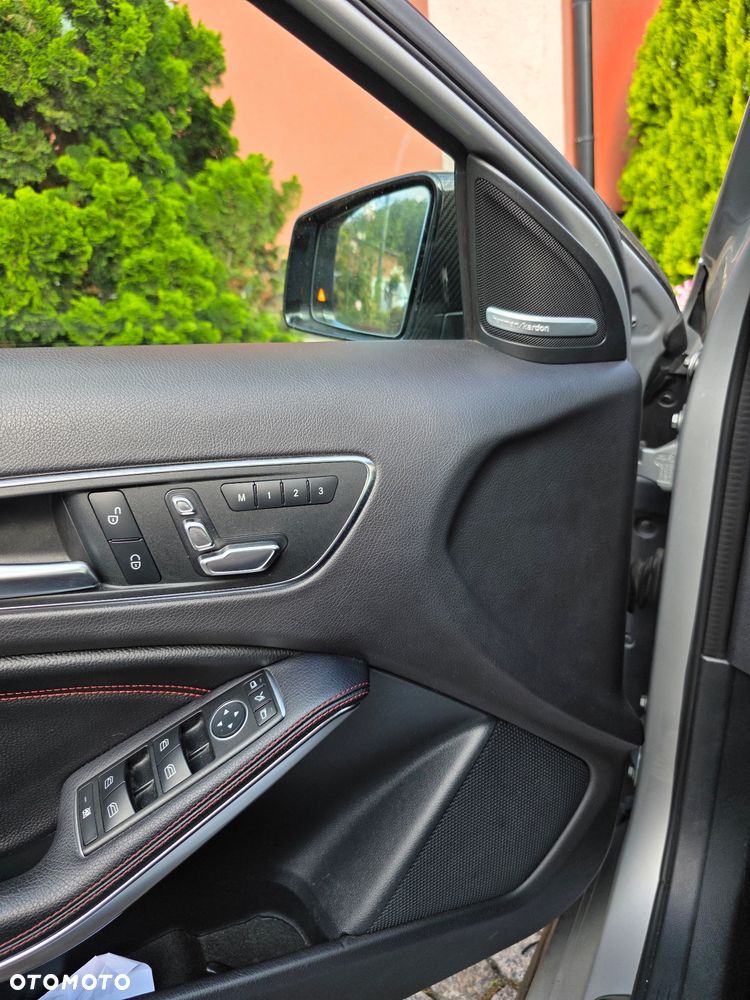 Mercedes-Benz Klasa A AMG 45 4Matic AMG Speedshift 7G-DCT - 12