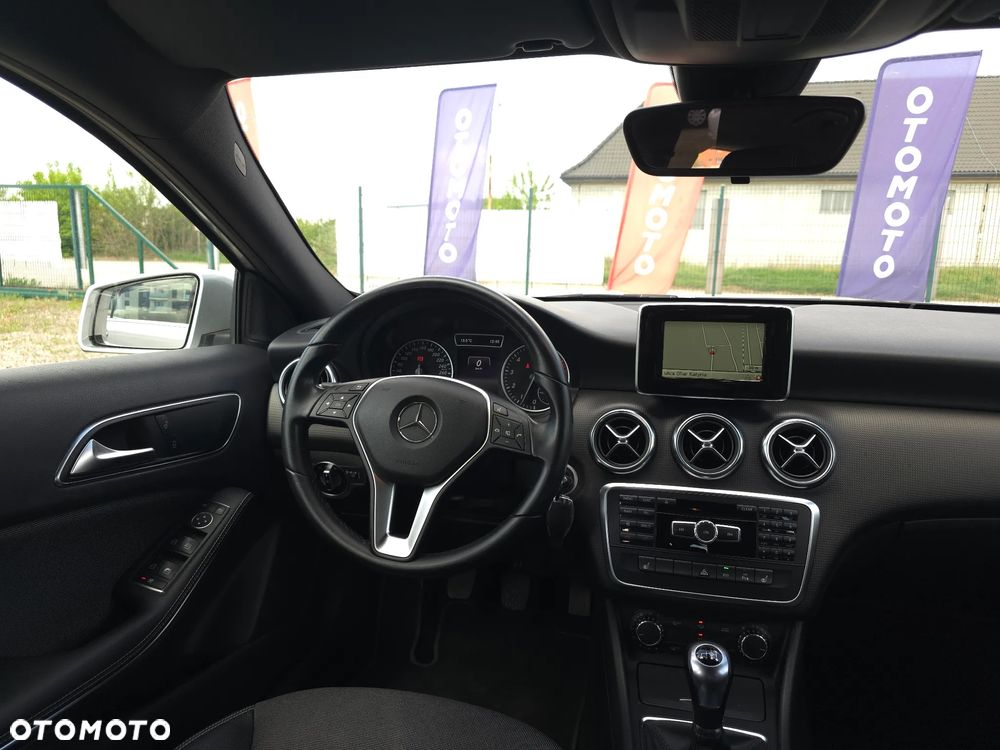 Mercedes-Benz Klasa A 180 (BlueEFFICIENCY) Style - 36