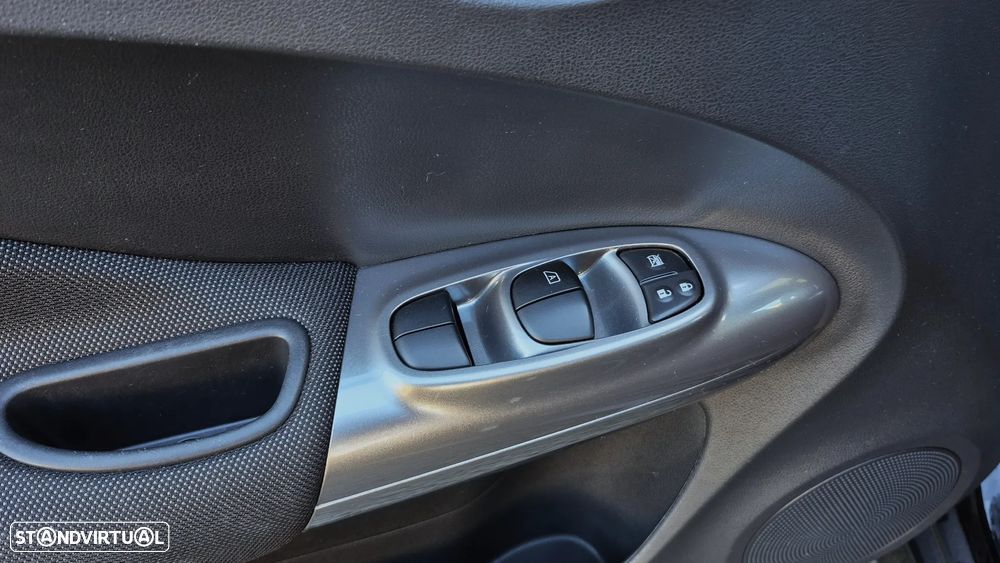 Nissan Juke 1.6 T Tekna Sport - 19