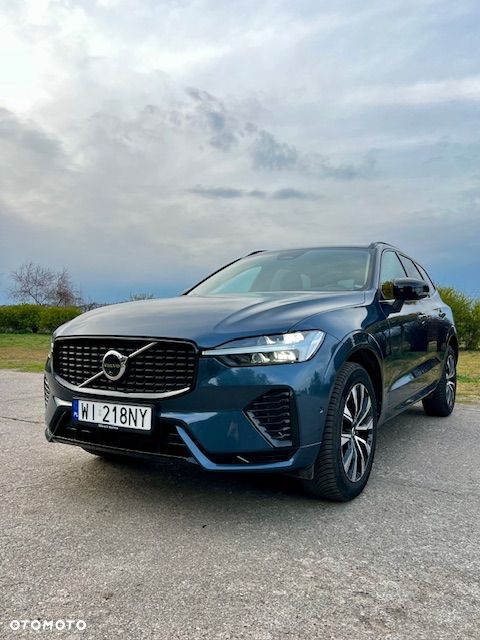 Volvo XC 60 B4 B Plus Dark - 3