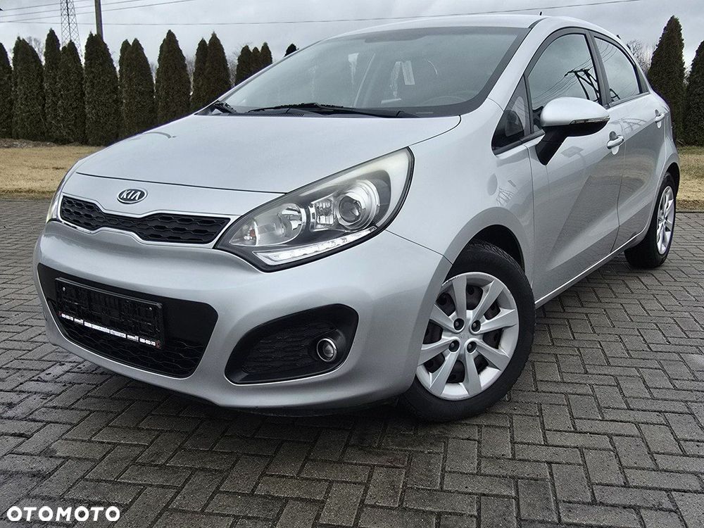 Kia Rio - 1