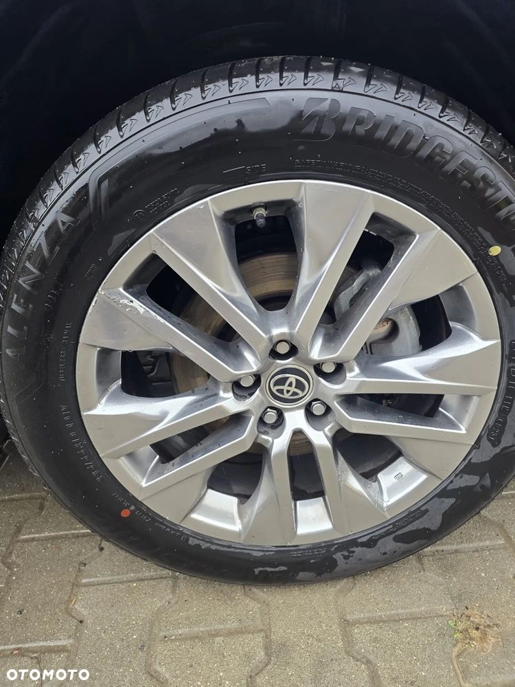 Toyota RAV4 - 7
