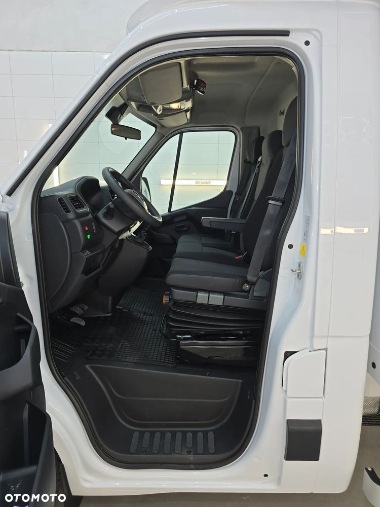 Renault MASTER IGLOOCAR -30*C +25*C ZANOTTI Z350 ŁADOWNOŚĆ 720Kg WZMOCNIONE TYLNE ZWIESZENIE 69 TYŚ Km SERWIS DO OSTATNIEGO Km ASO RENO NA GWARANCJI  BOGATA OPCJA WYPOSAŻENIA FOTEL KIEROWCY PNEŁMATYCZNY TEMPOMAT KLIMA HALOGENY KAMERA COFANIA SALON PL STAN NOWY NOWY NOWY - 10