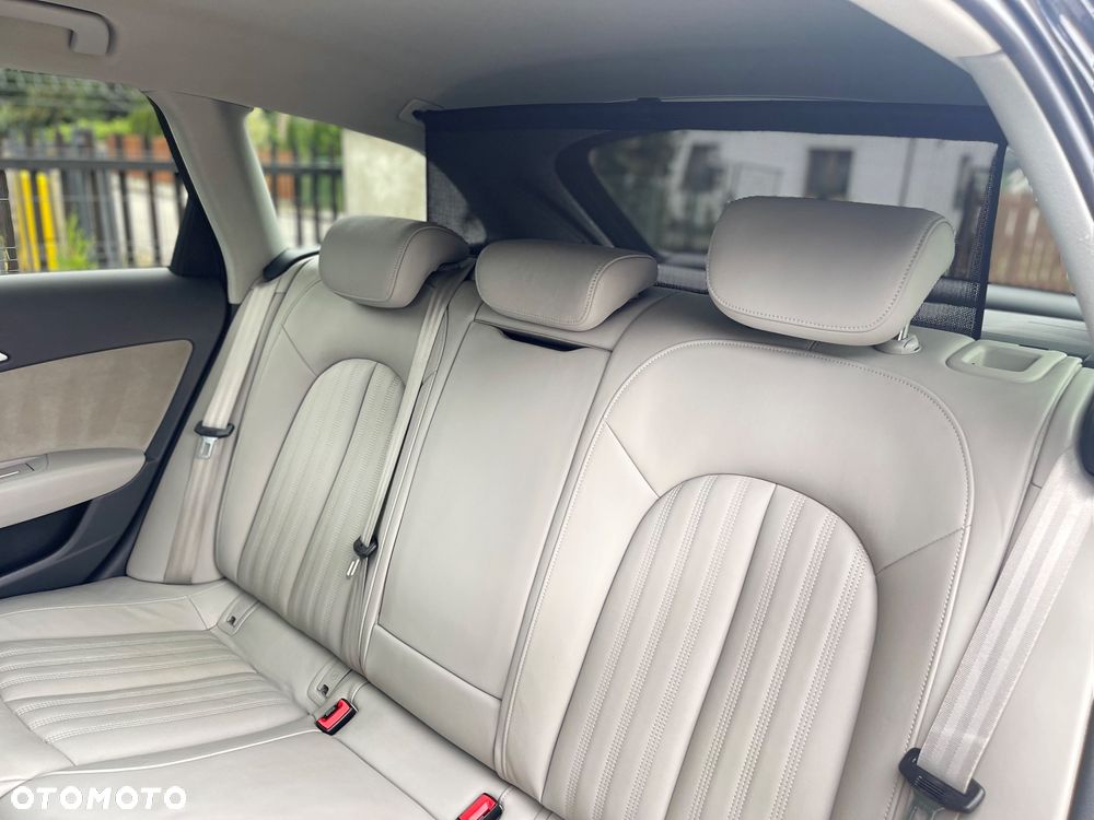 Audi A6 Avant 2.0 TDI ultra S tronic - 28