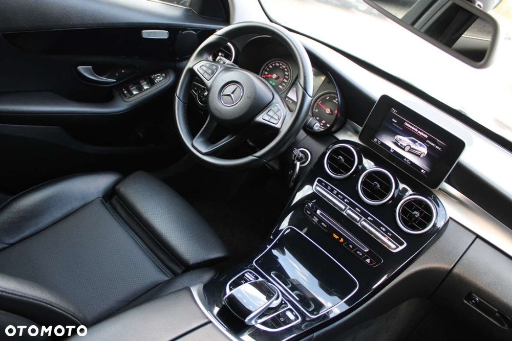 Mercedes-Benz Klasa C - 39