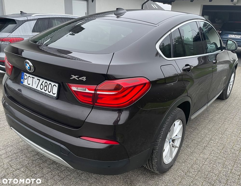 BMW X4 xDrive20i Advantage - 6